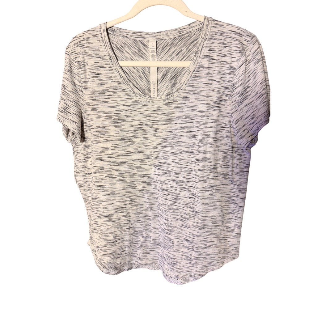 Lululemon Swiftly Tech Short Sleeve Scoop Neck Space Dye Size 6